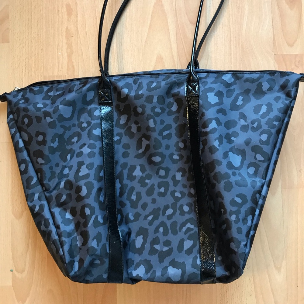Black Cheetah print bag